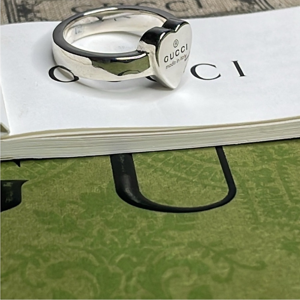 🔥❤️ TRADEMARK RING WITH HEART PENDANT - Picture 7 of 7